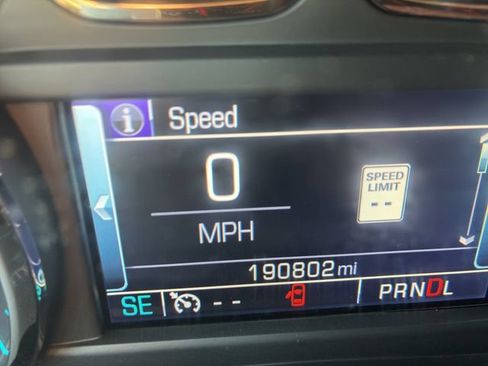 Used 2017 Chevrolet Tahoe LT AWD/4WD image 18