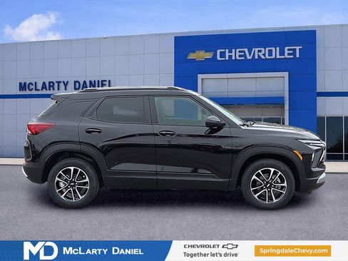 New 2026 Chevrolet TrailBlazer LT FWD image 6