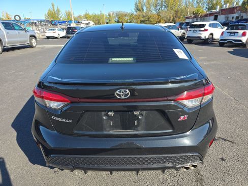 Used 2021 Toyota Corolla SE image 8