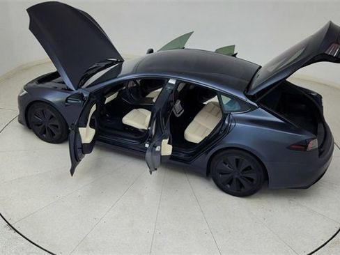 Used 2024 Tesla Model S Base image 84