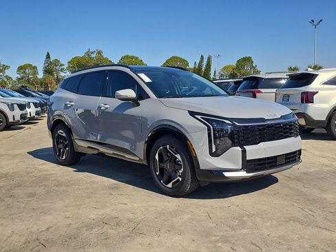 New 2026 Kia Sportage SX image 2