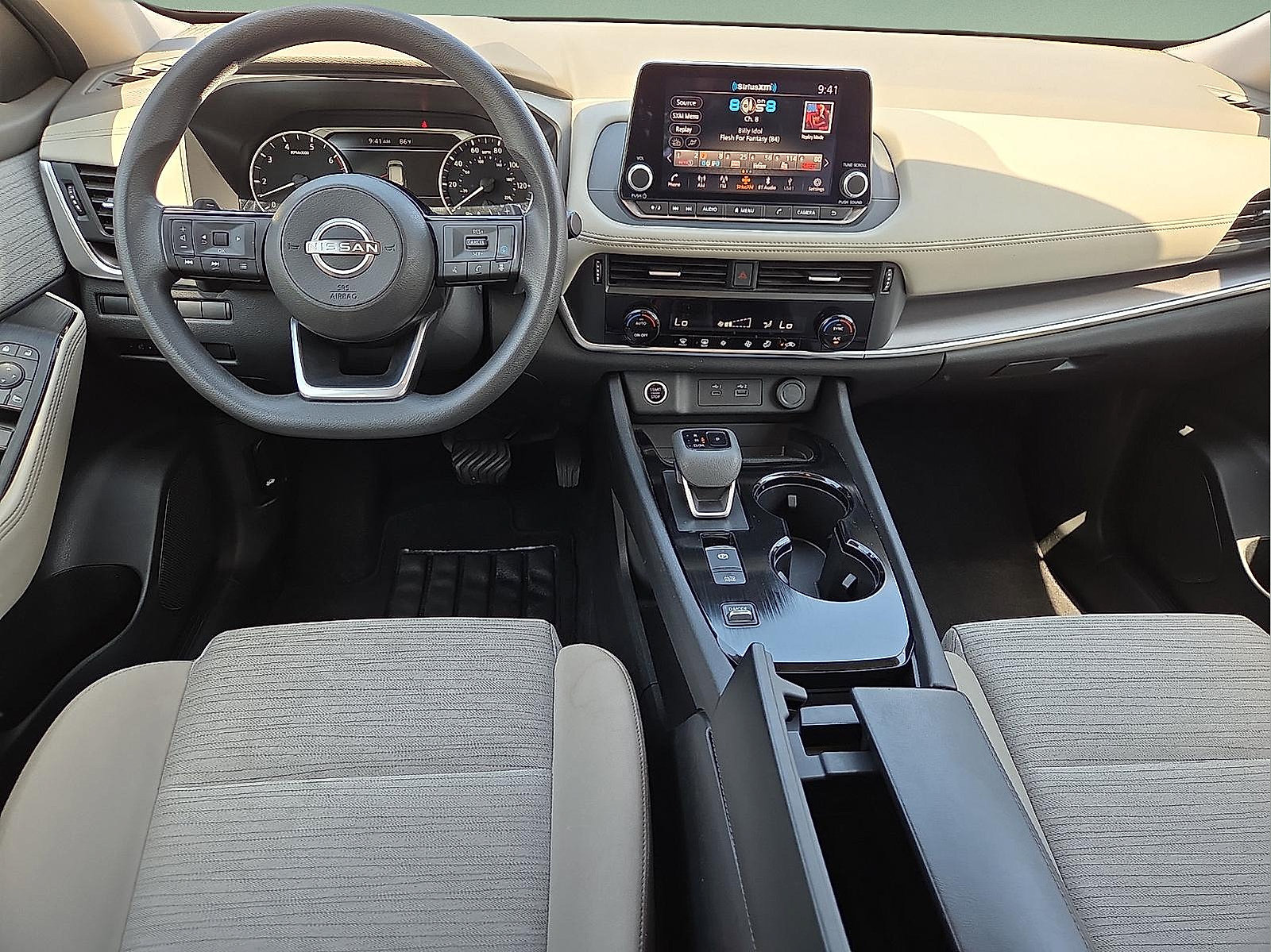 Used 2023 Nissan Rogue SV FWD image 11