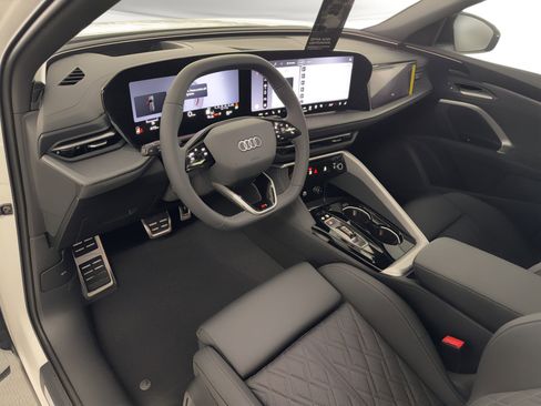 New 2026 Audi SQ5 Premium Plus AWD/4WD image 4