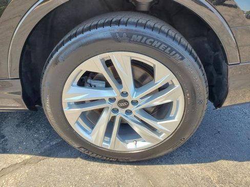 Used 2023 Audi Q7 3.0T Premium Plus AWD/4WD image 34