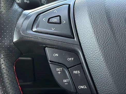 Used 2022 Ford Edge ST-Line AWD/4WD image 19