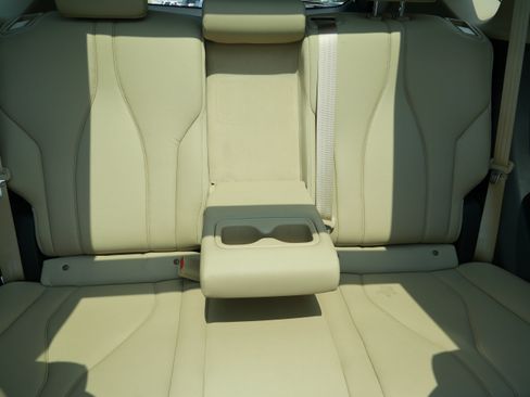 Used 2024 Acura RDX SH-AWD image 13