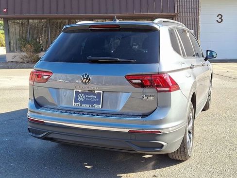Certified 2023 Volkswagen Tiguan SE image 10