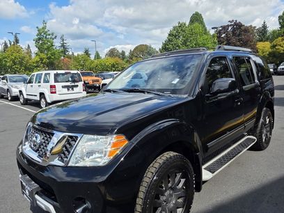 Used 2011 Nissan Pathfinder LE w/ Navigation Pkg