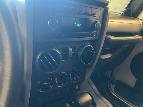 Used 2009 Jeep Wrangler X AWD/4WD image 24
