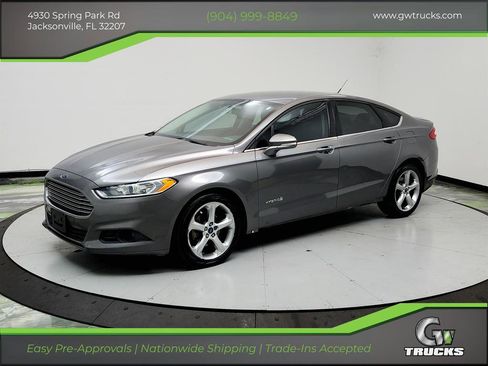 Used 2014 Ford Fusion SE FWD image 1
