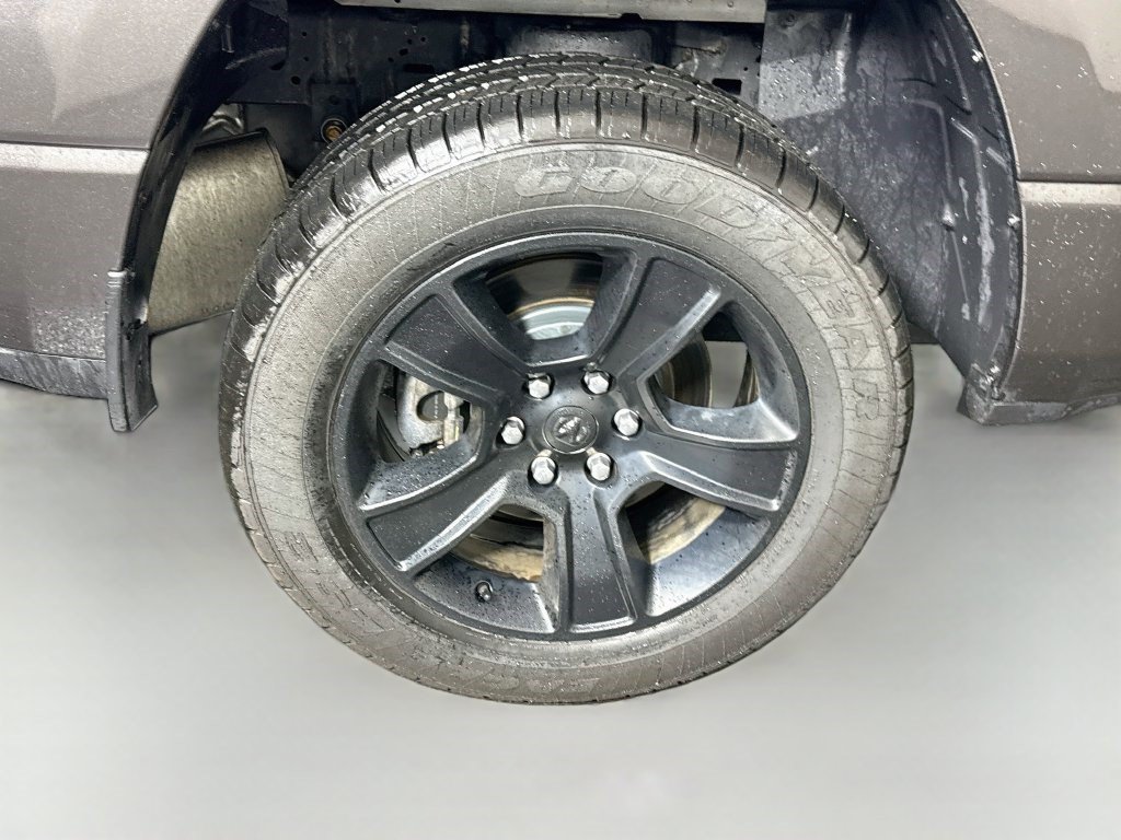Used 2021 RAM 1500 Big Horn AWD/4WD image 32