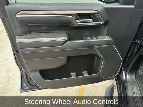 Used 2023 Chevrolet Silverado 1500 RST AWD/4WD image 10