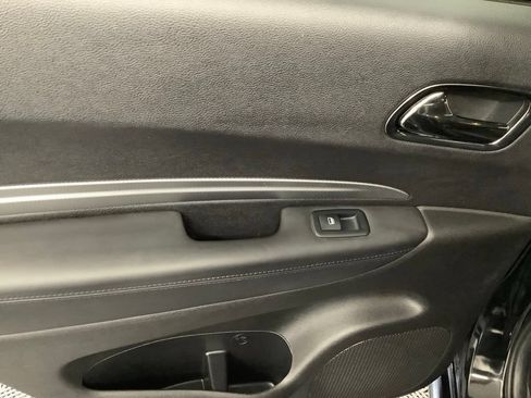Used 2019 Dodge Durango R/T AWD/4WD image 5