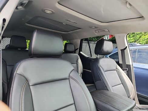 Used 2018 Chevrolet Traverse LT AWD/4WD image 25