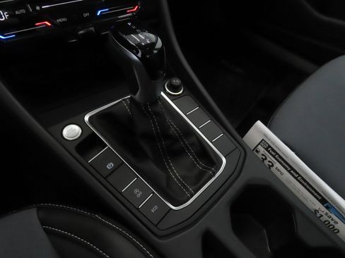 New 2026 Volkswagen Jetta SE image 17