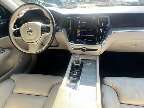 Used 2022 Volvo S60 B5 Inscription w/ Advanced Package FWD image 23