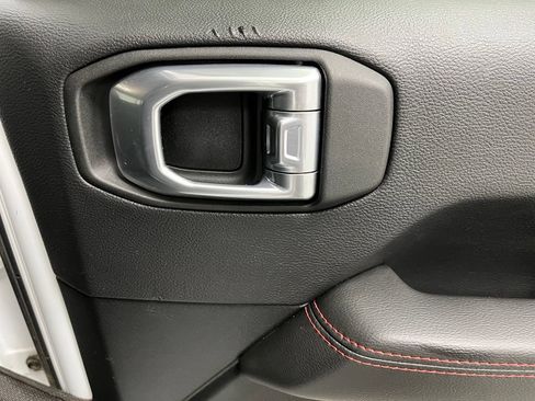 Used 2021 Jeep Wrangler Unlimited Rubicon AWD/4WD image 49
