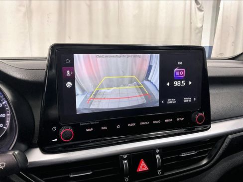 Used 2023 Kia Forte GT-Line w/ GT-Line Premium Package image 19