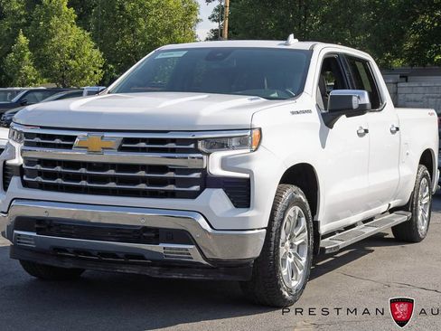 Used 2024 Chevrolet Silverado 1500 LTZ w/ LTZ Convenience Package II AWD/4WD image 17