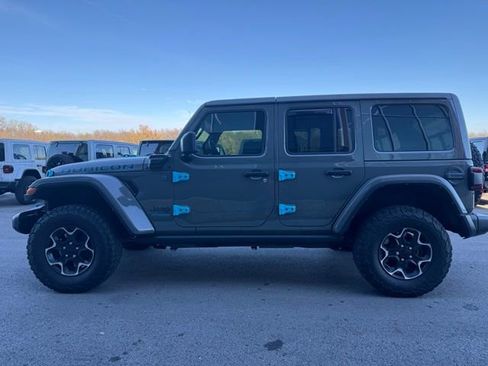 Used 2022 Jeep Wrangler Unlimited Rubicon 4xe w/ Cold Weather Group AWD/4WD image 6