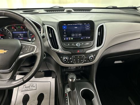 Used 2019 Chevrolet Equinox Premier AWD/4WD image 18