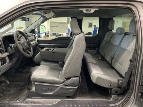 New 2025 Ford F250 XLT w/ FX4 Off-Road Package image 13