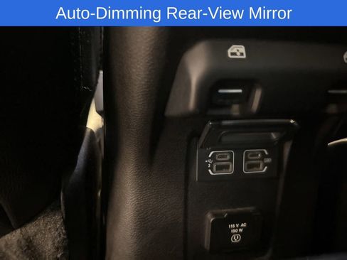 Used 2018 Jeep Wrangler Unlimited Sahara w/ Dual Top Group image 21