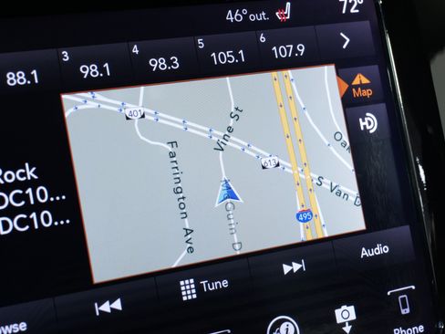 Used 2019 Jeep Cherokee Limited image 45