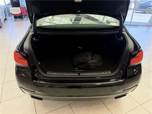 Used 2023 BMW 530e w/ M Sport Package RWD image 33