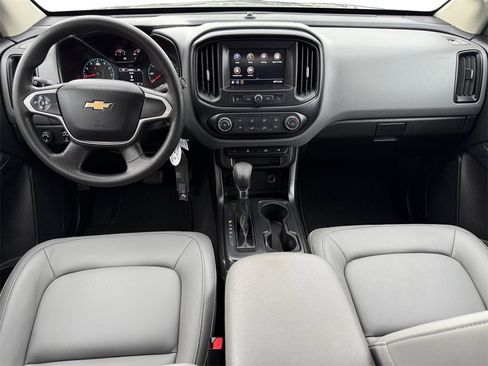 Used 2022 Chevrolet Colorado W/T w/ Custom Special Edition image 10