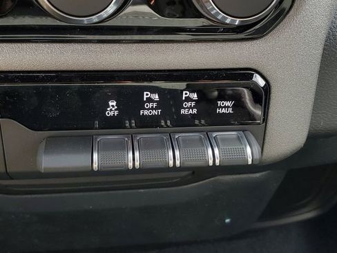 New 2026 RAM 1500 Tradesman image 32