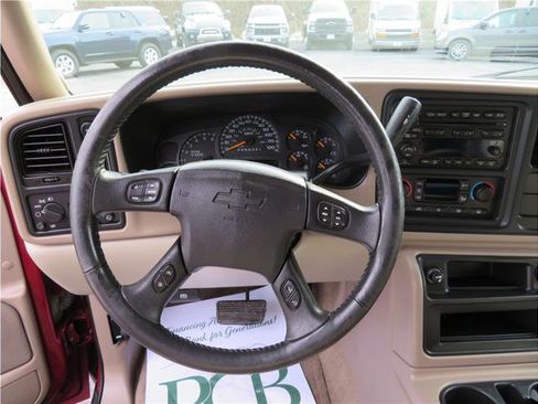 Used 2006 Chevrolet Tahoe Z71 w/ Z71 Preferred Equipment Group image 11