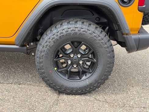 Used 2026 Jeep Wrangler Unlimited Sport AWD/4WD image 3