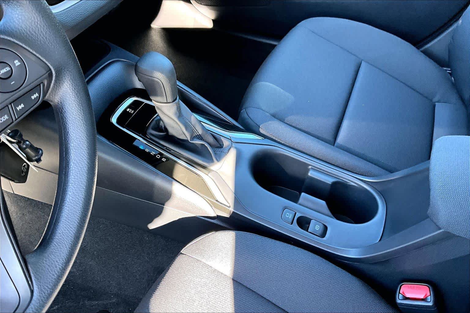 New 2027 Toyota Corolla LE FWD image 7
