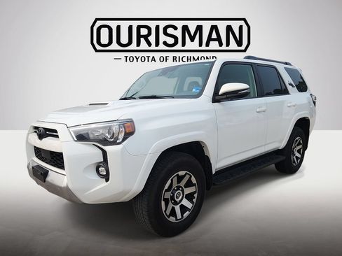 Used 2024 Toyota 4Runner TRD Off-Road Premium AWD/4WD image 3