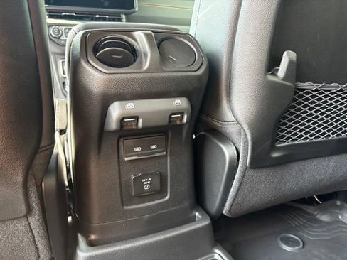New 2026 Jeep Wrangler Unlimited Sahara w/ Technology Group AWD/4WD image 17
