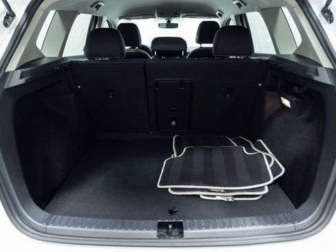 Used 2023 Volkswagen Taos S image 9