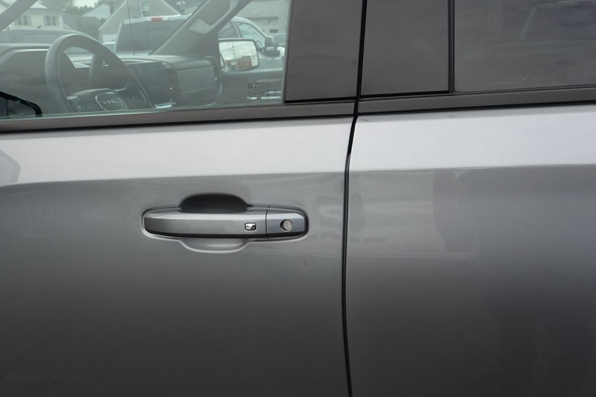 Used 2025 GMC Sierra 1500 Elevation AWD/4WD image 15