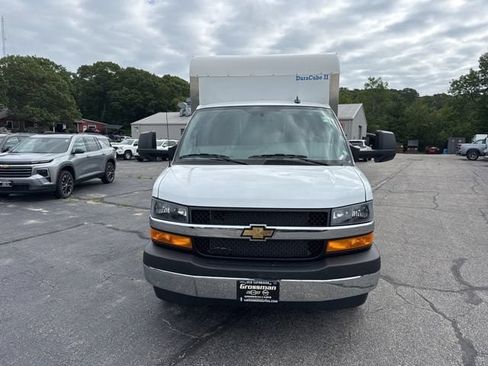Used 2025 Chevrolet Express 3500 w/ Power Convenience Package RWD image 2