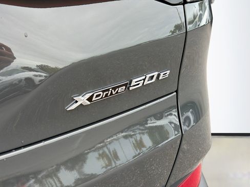 New 2026 BMW X5 xDrive50e image 12