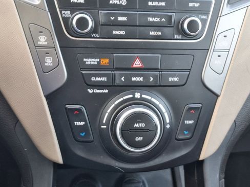 Used 2017 Hyundai Santa Fe Sport image 23