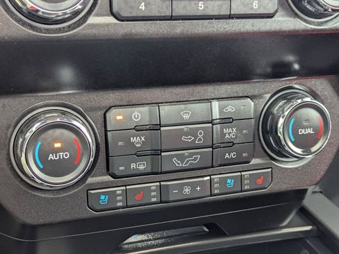 Used 2019 Ford F150 Lariat image 20