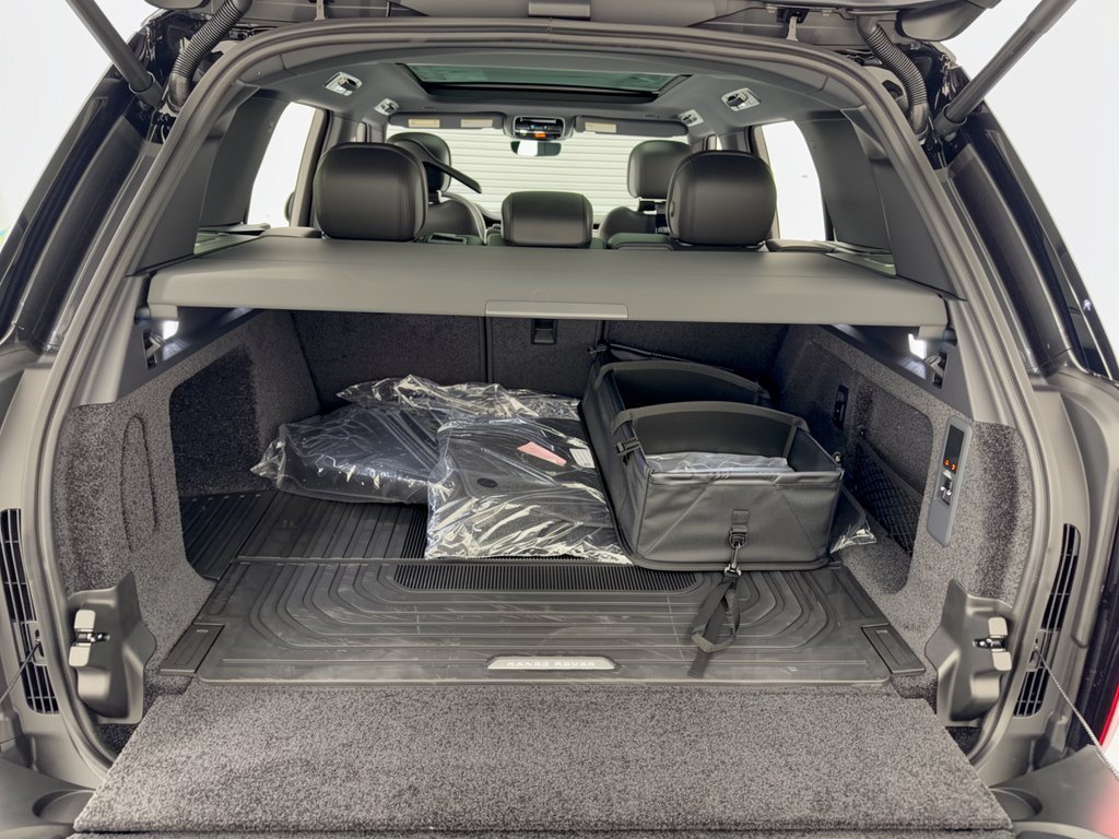 New 2026 Land Rover Range Rover SE AWD/4WD image 27