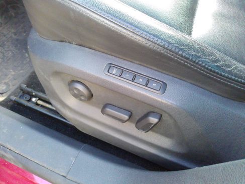 Used 2013 Volkswagen Tiguan SEL FWD image 5