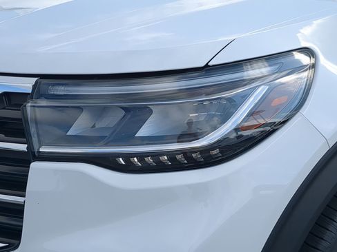 New 2026 Ford Explorer Active w/ Active Comfort Package RWD image 40