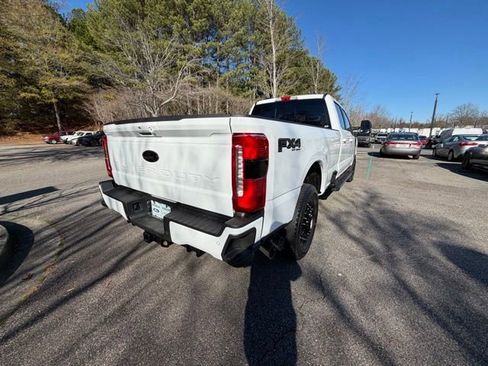 New 2026 Ford F250 Lariat w/ Black Appearance Package image 9