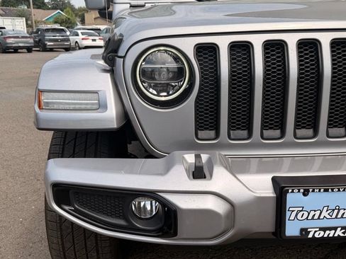 Used 2021 Jeep Wrangler Unlimited Sahara AWD/4WD image 13