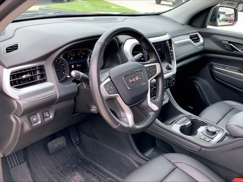 Used 2020 GMC Acadia SLT w/ Premium Package FWD image 18