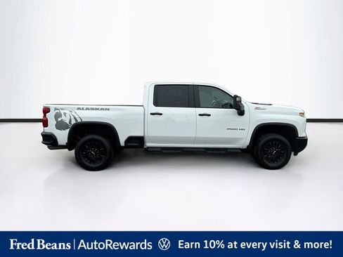 Used 2024 Chevrolet Silverado 3500 W/T AWD/4WD image 11