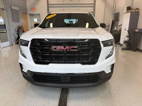 Used 2026 GMC Acadia Elevation w/ Black Edition AWD/4WD image 4